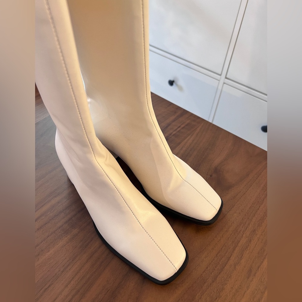 Ivory Color Long boots - Picture 3 of 6